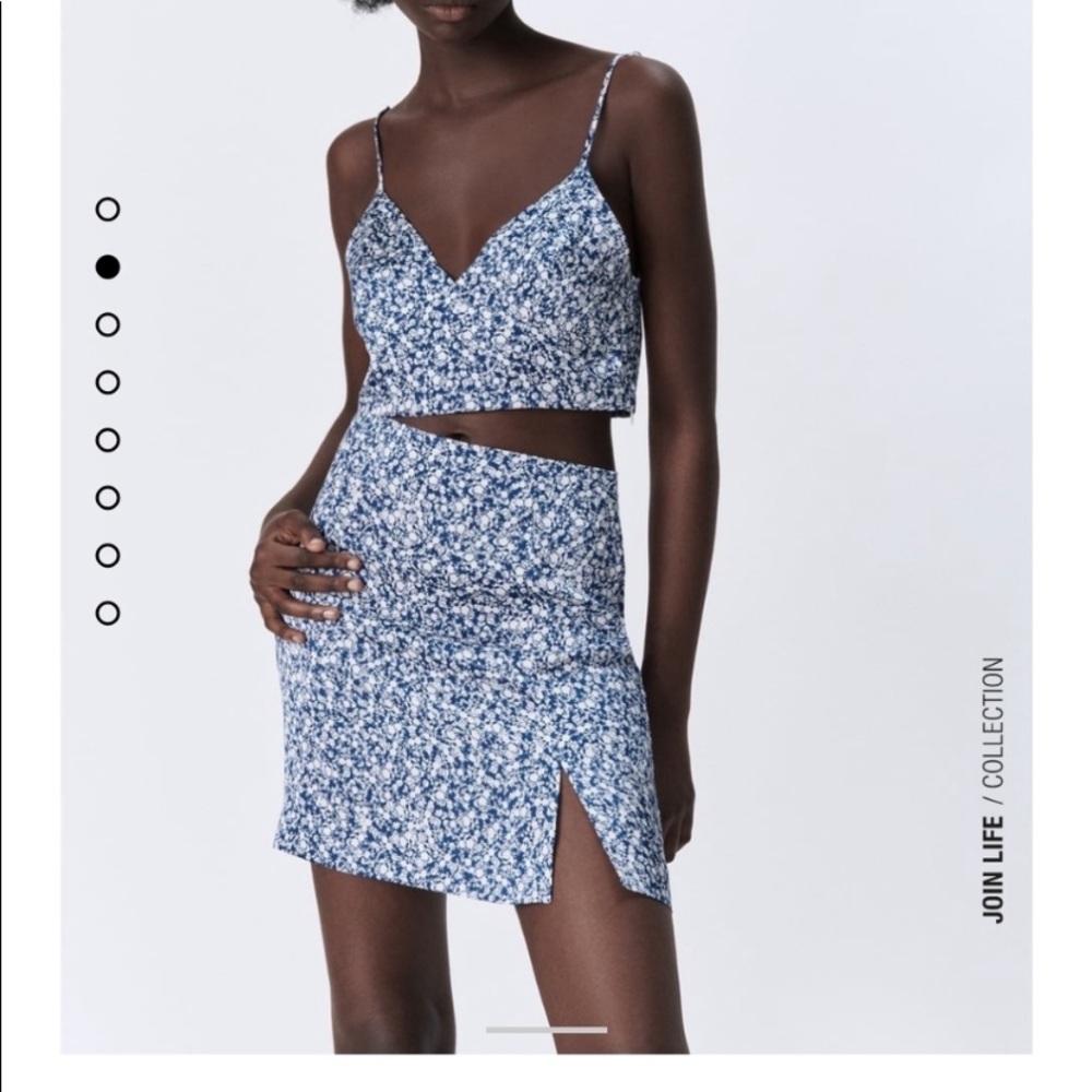 Zara Satin Blue and White Floral Skirt Set Small